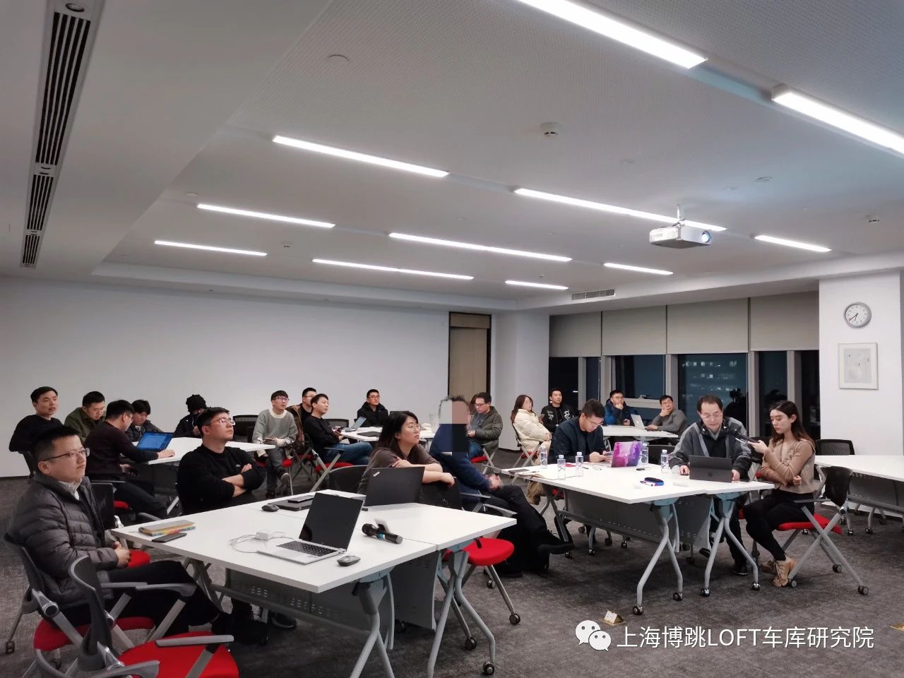 果洛杭州LOFT车库专题会
